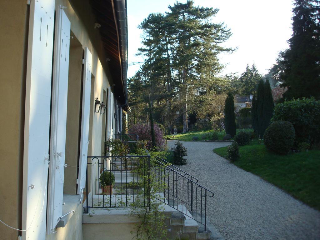 Les Communs Du Manoir Daire Écully Oda fotoğraf