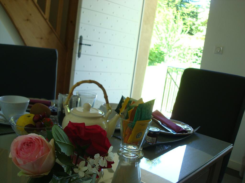 Les Communs Du Manoir Daire Écully Oda fotoğraf