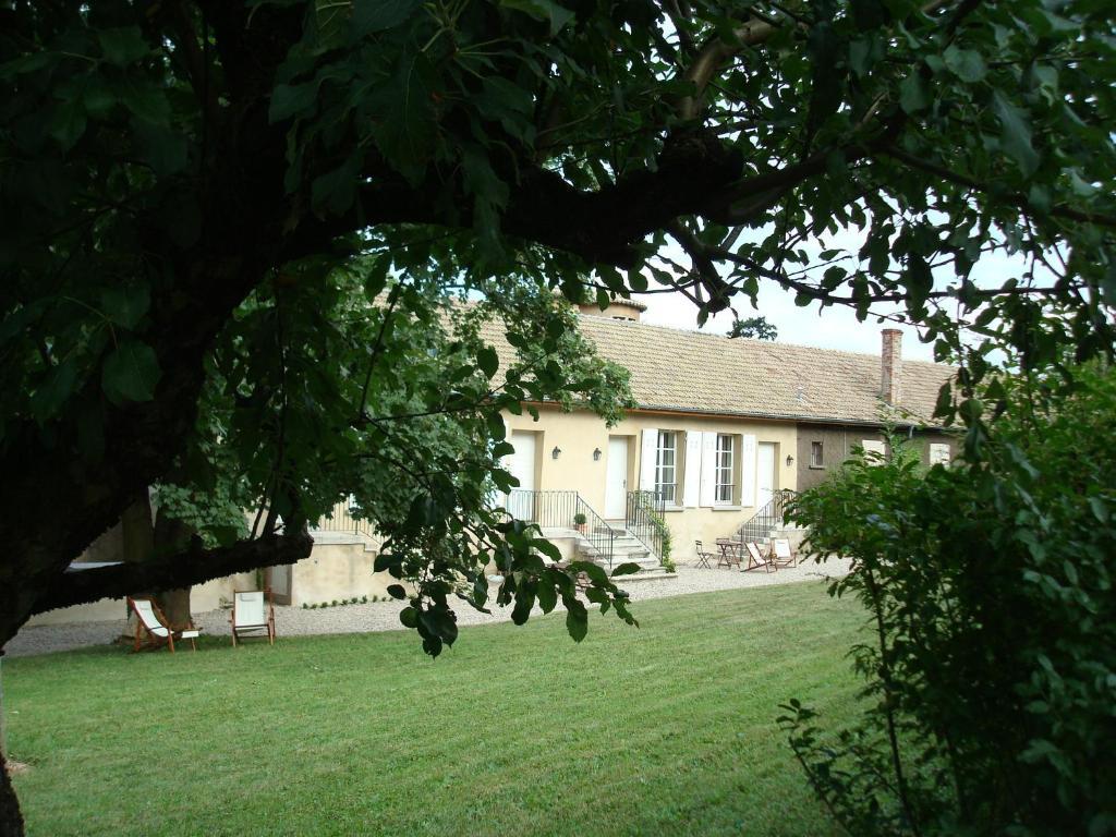 Les Communs Du Manoir Daire Écully Dış mekan fotoğraf