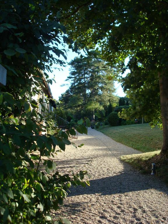 Les Communs Du Manoir Daire Écully Dış mekan fotoğraf