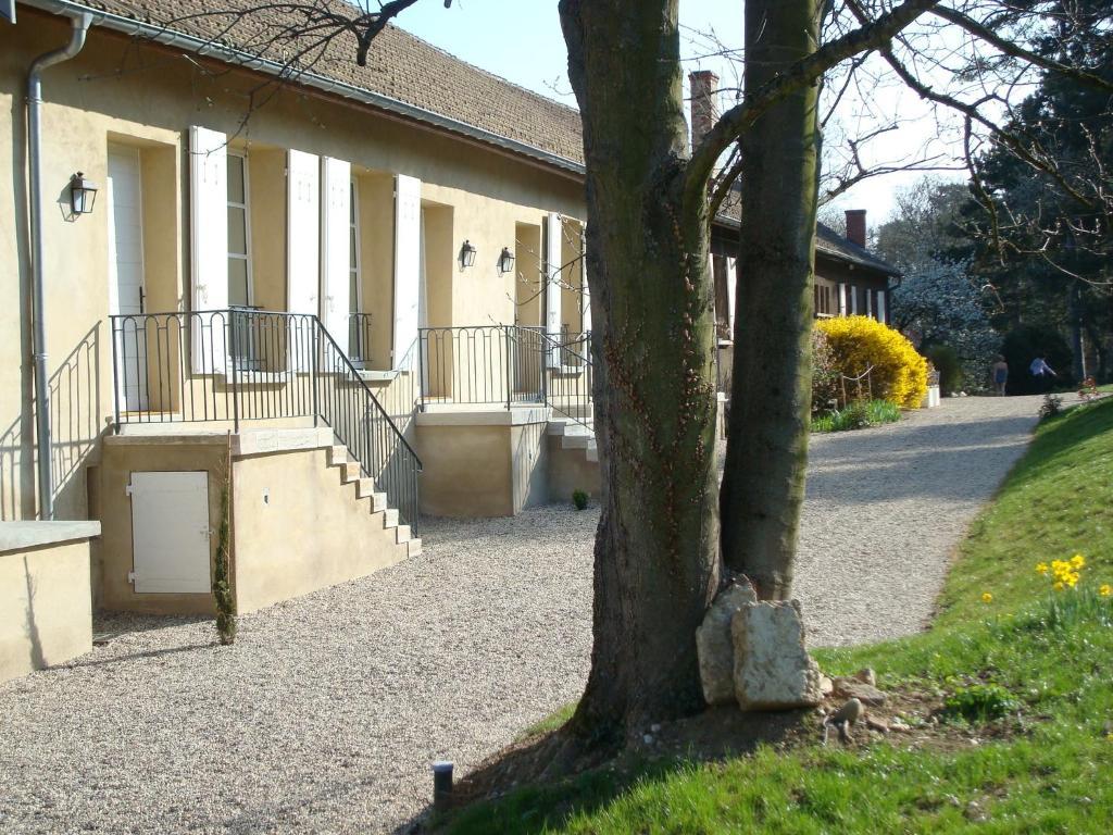 Les Communs Du Manoir Daire Écully Dış mekan fotoğraf