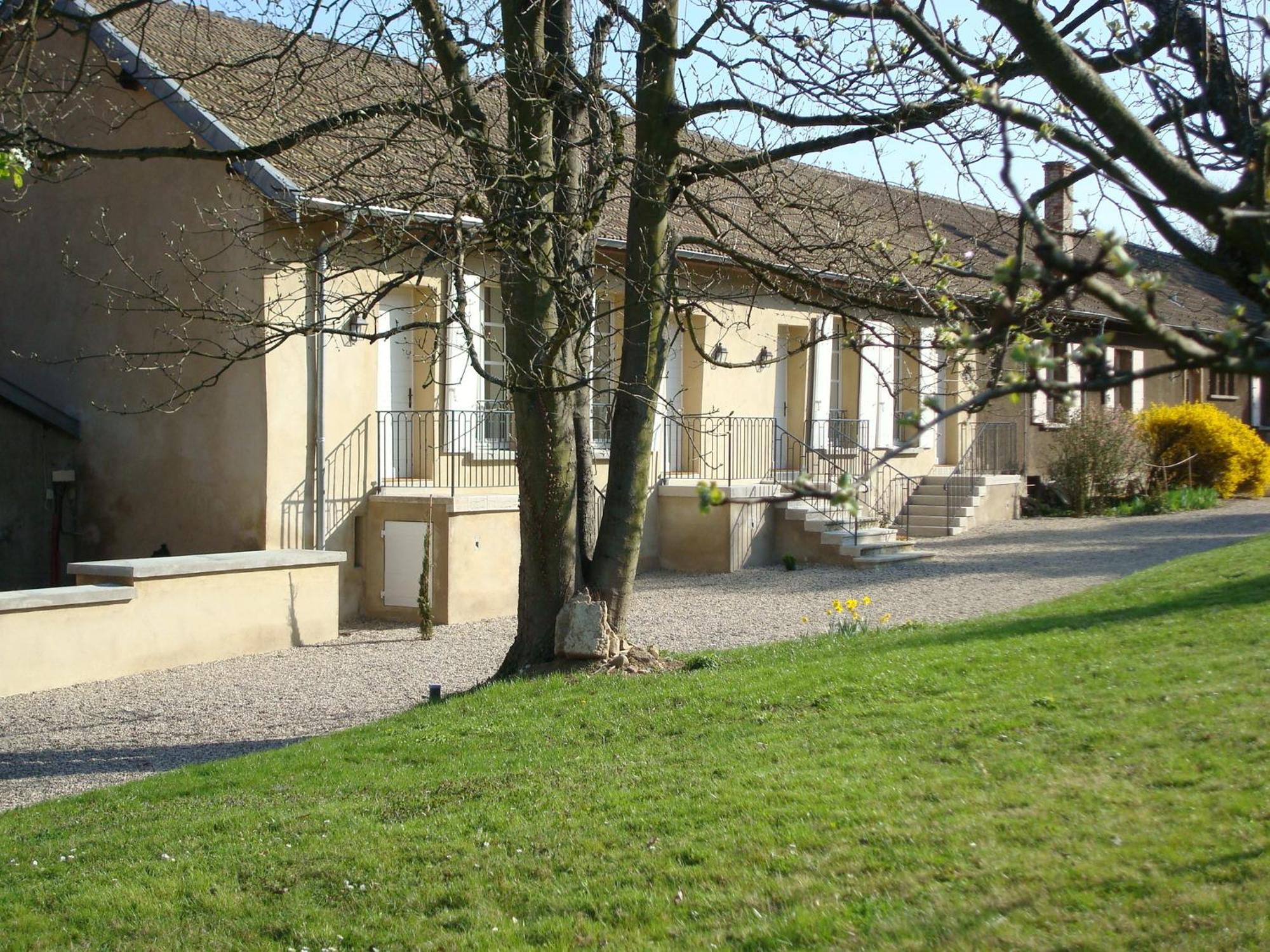 Les Communs Du Manoir Daire Écully Dış mekan fotoğraf